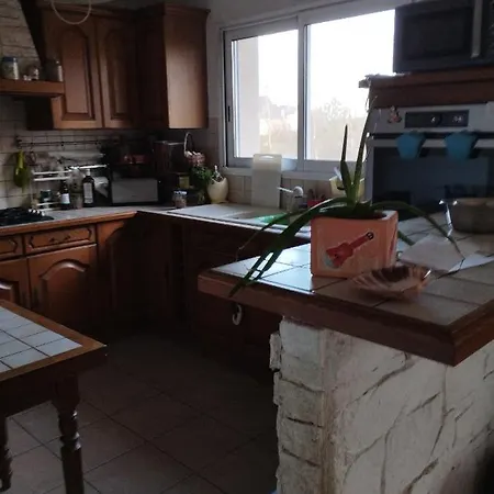 Les Mesanges Bleues Homestay Saint-Jouan-de-l'Isle